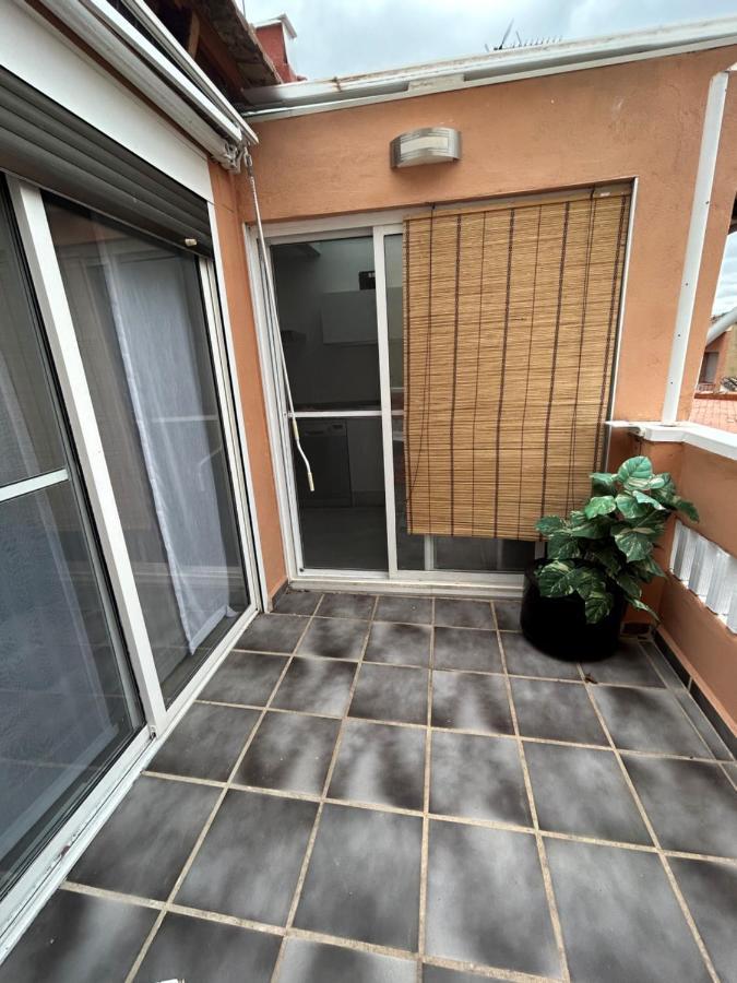 Willa Acogedora Y Moderna Casa En Pueblo Serra Zewnętrze zdjęcie